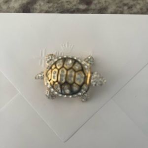 Swarovski crystal turtle pin